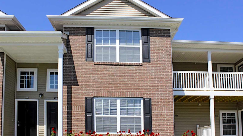 The Retreat At Canterbury 1200 Mallard Drive Michigan City In Apartments For Rent Rent Com