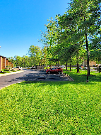 Northgate 14200 Grand Pre Rd Silver Spring Md Apartments For Rent Rent Com