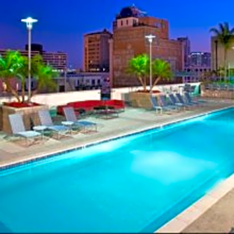 The Lofts At Promenade 225 Long Beach Blvd Long Beach Ca Apartments For Rent Rent Com