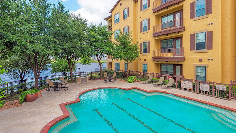 Monterra 301 West Las Colinas Boulevard Irving Tx Apartments For Rent Rent Com