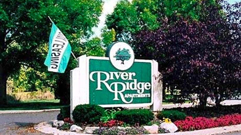 River Ridge Apartments 8059 Mcdermitt Drive Davison