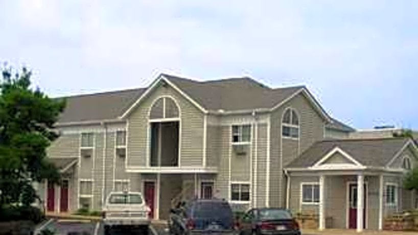 Intown Suites Forest Park Zfp 363 Forest Pkwy