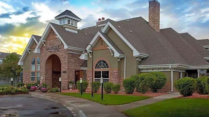 The Marquis At Town Centre 1001 E 1st Ave Broomfield Co Apartments For Rent Rent Com