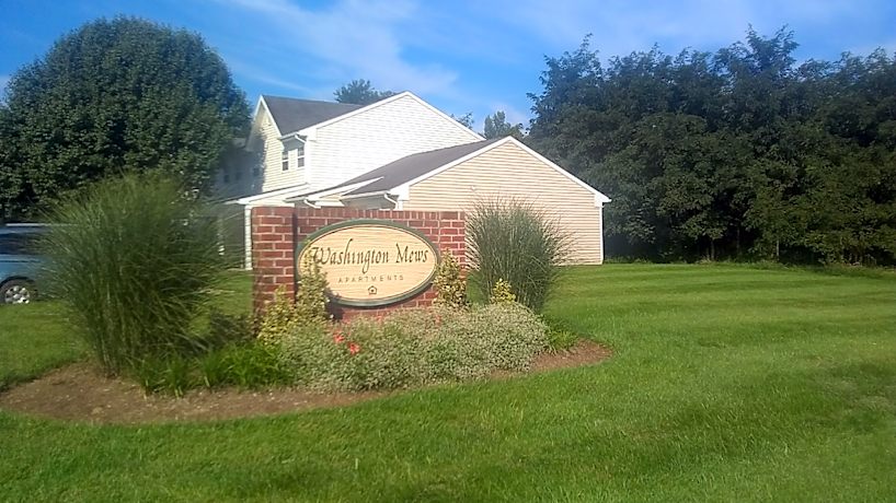 Washington Mews Apartments 216 Forbes Dr Martinsburg Wv Apartments For Rent Rent Com