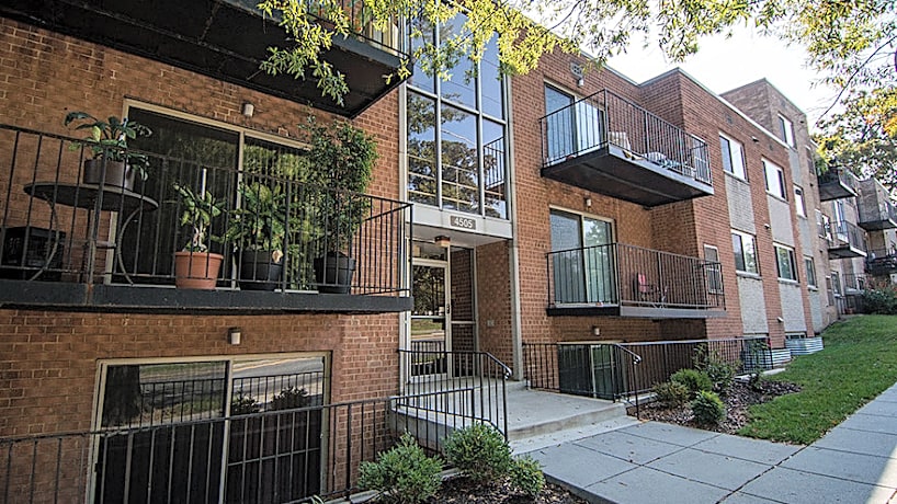 Clermont Apartments 99 Webster St Ne Washington Dc Apartments For Rent Rent Com