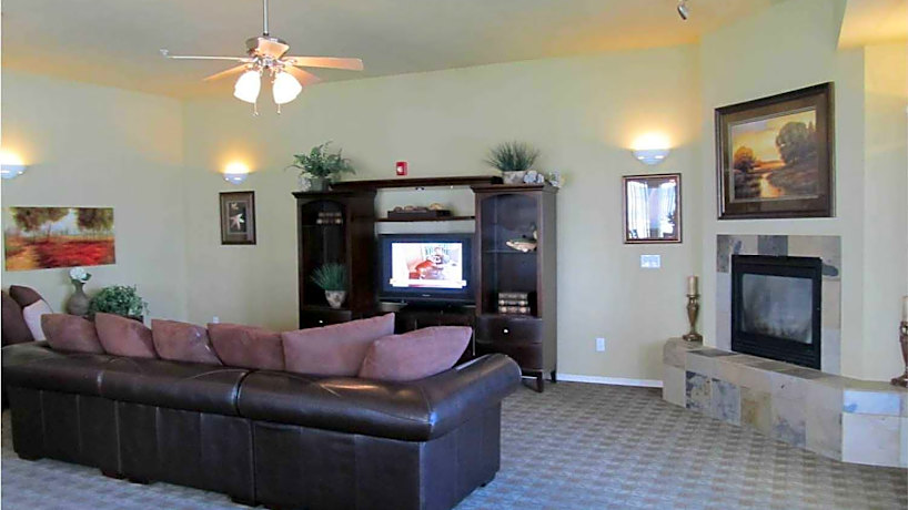Falls Creek Apartments 2831 N Julia Street Coeur D Alene Id Apartments For Rent Rent Com