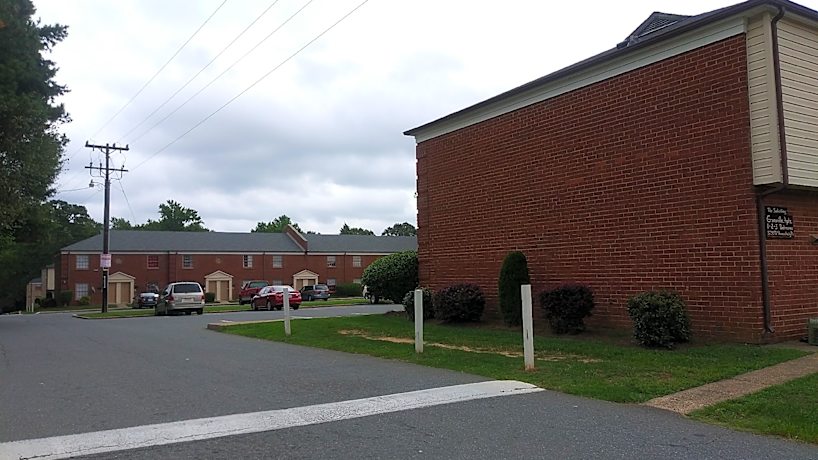 Granville Apartments 3730 N Sharon Amity Rd Charlotte Nc Apartments For Rent Rent Com