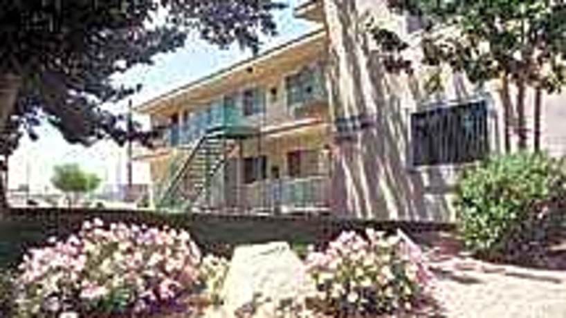 Bel Aire 4124 Pennwood Las Vegas Nv Apartments For