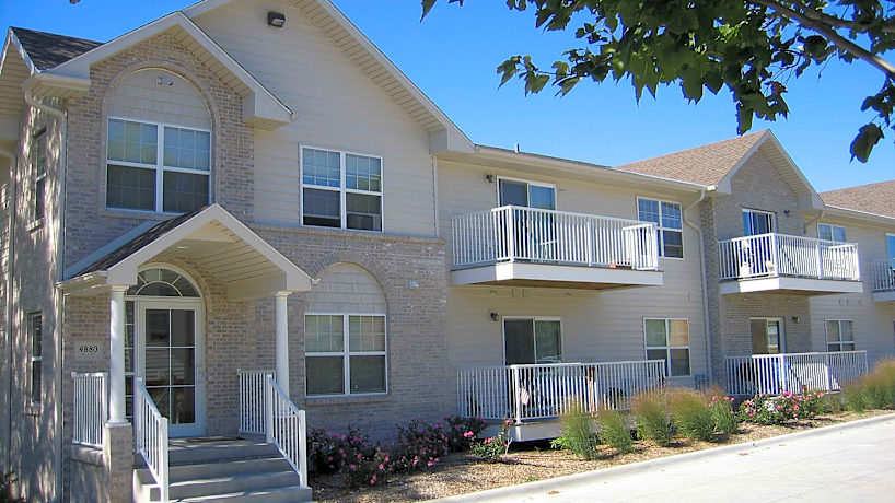 Sophie S Place 4880 S 131st St Omaha Ne Apartments For Rent Rent Com