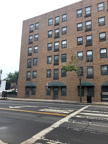 Southport Mews Apts 50 S Main St Port Chester Ny Apartments For Rent Rent Com