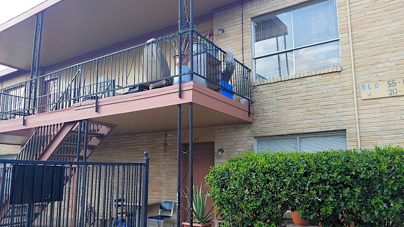 Patrician 2926 Plum Creek Ln Houston Tx Apartments For Rent Rent Com