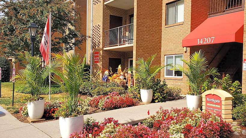 Northgate 14200 Grand Pre Rd Silver Spring Md Apartments For Rent Rent Com