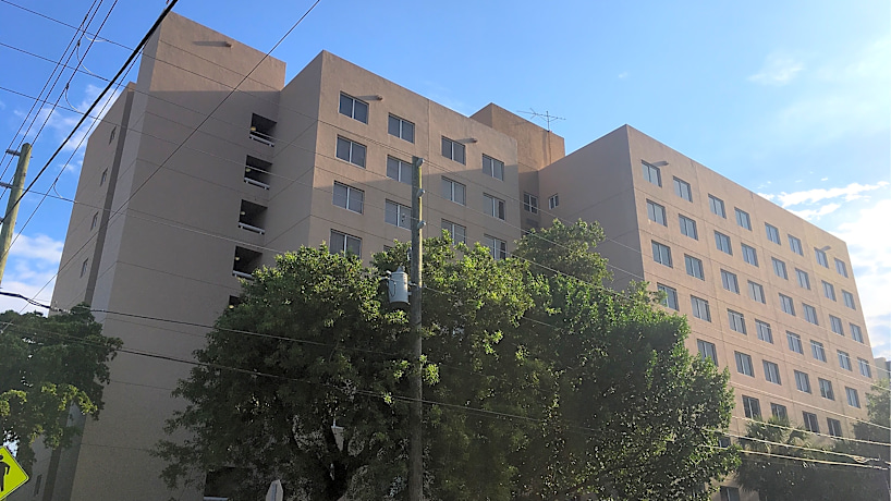 Victoria Apartments 312 Nw 9th Ave Miami Fl Apartments For Rent Rent Com