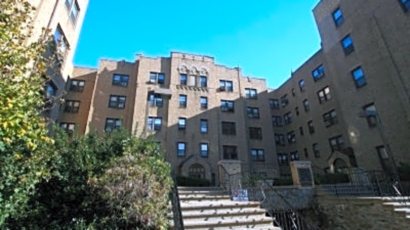 Park Plaza 3 7 East Avenue Larchmont Ny Apartments