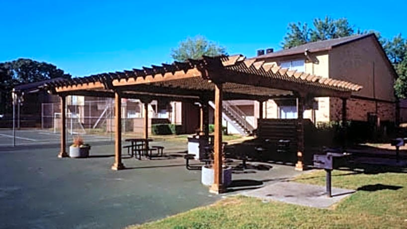 Lodge At Main 301 Fair Oaks Boulevard Euless Tx