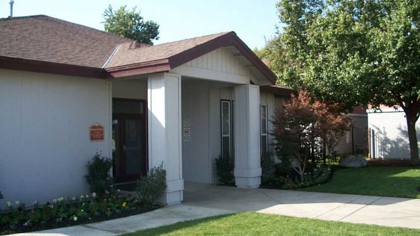 Springwood Court Apartments 5451 Norris Rd Bakersfield
