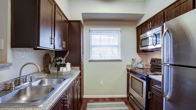 Hawthorn Village 3663 Solano Ave Napa Ca Apartments For Rent Rent Com