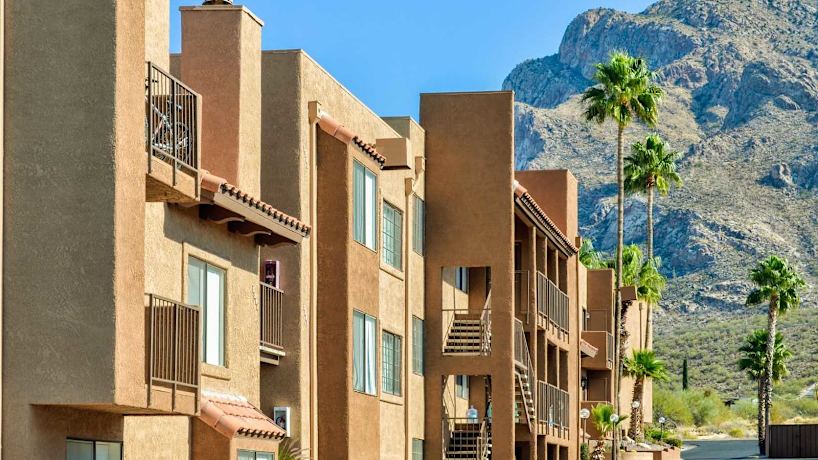 Catalina Crossing 9095 N Oracle Rd Tucson Az Apartments For Rent Rent Com