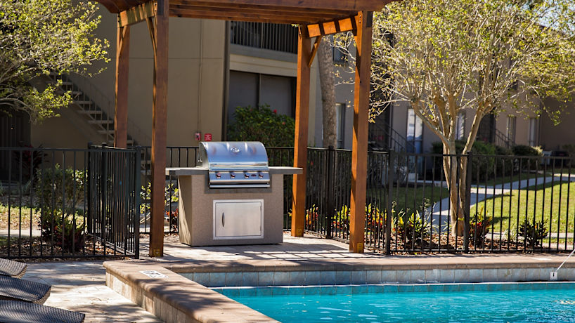 The Park At Lake Como 8302 Crystal Harbor Drive Tampa Fl Apartments For Rent Rent Com
