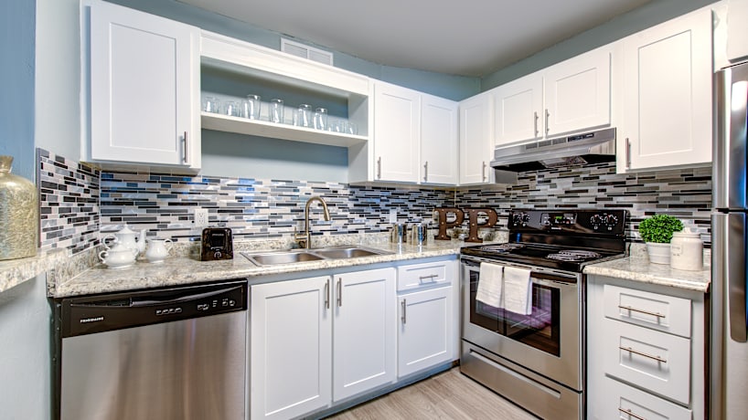 Park Place 4637 Deleon Street Fort Myers Fl Apartments For Rent Rent Com