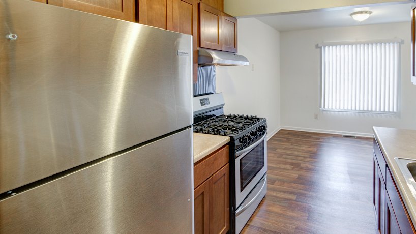 Midtown Park Apartments 3670 Chrysler Dr Detroit Mi Apartments For Rent Rent Com