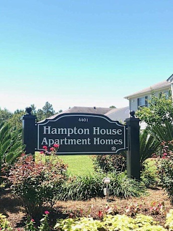 Hampton House Apartments 4401 Beatline Rd Long Beach Ms Apartments For Rent Rent Com