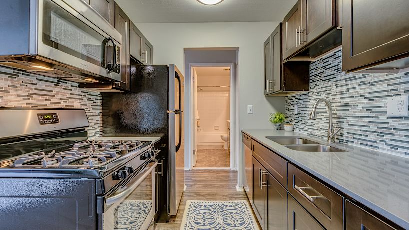Spice Tree Apartments 4854 Washtenaw Ave Ann Arbor Mi Apartments For Rent Rent Com