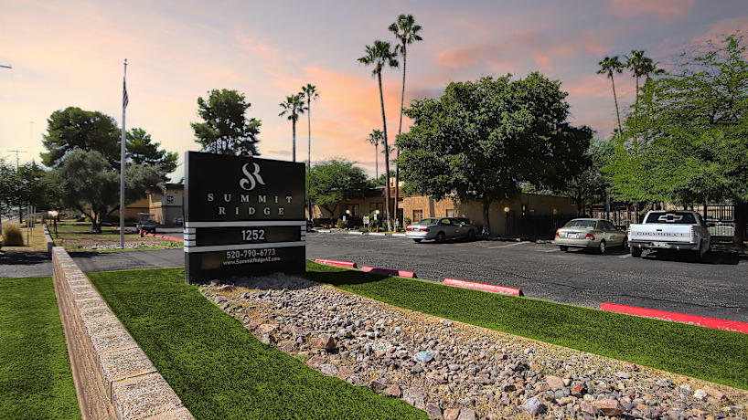 Summit Ridge 1252 S Craycroft Rd Tucson Az Apartments For Rent Rent Com
