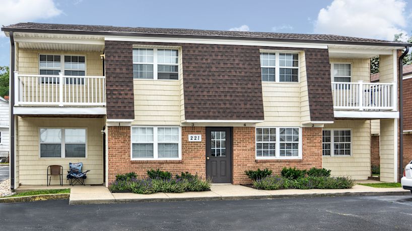 West Beach Apartments 219 W Ocean View Norfolk Va Apartments For Rent Rent Com