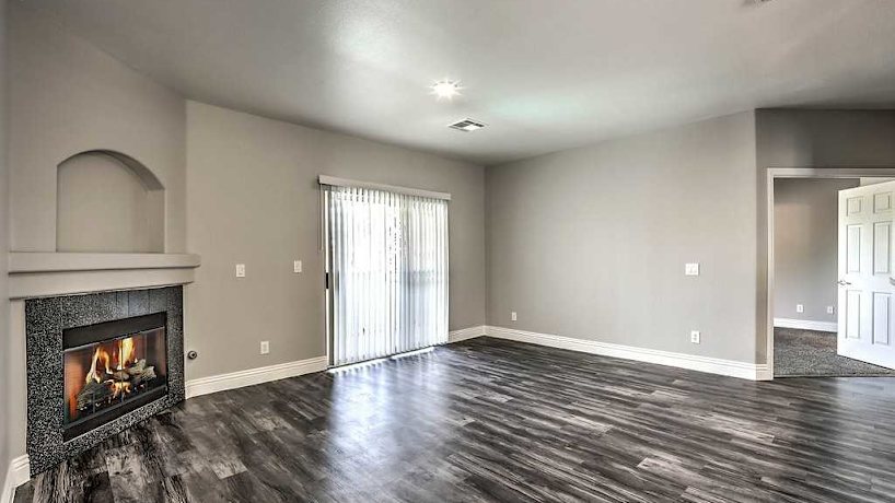 Parkway Townhomes 2675 Windmill Pkwy Henderson Nv Apartments For Rent Rent Com