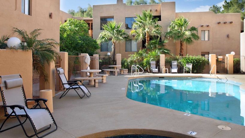 Adobe Highlands 1618 Goldrush Rd Bullhead City Az Apartments For Rent Rent Com