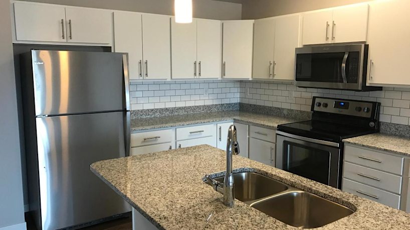 Mezzo Apartments 2760 47th Street South Fargo Nd Apartments For Rent Rent Com
