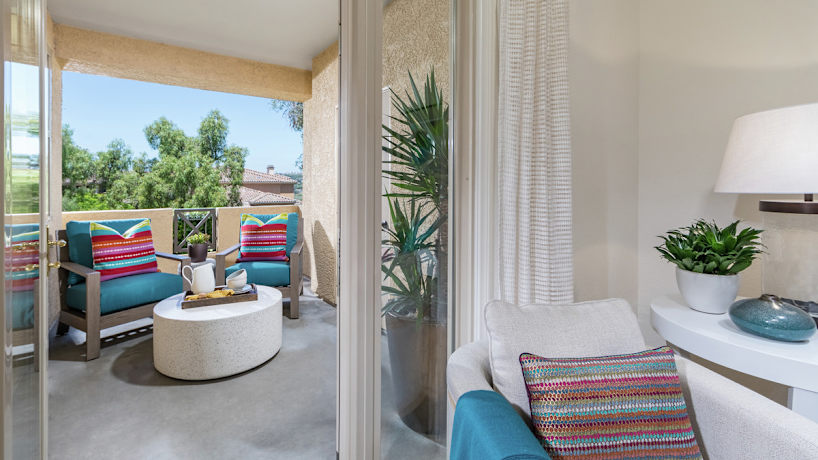 Pacific View Apartment Homes 5162 Whitman Way Carlsbad Ca Apartments For Rent Rent Com