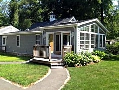 rent hyannis ma houses