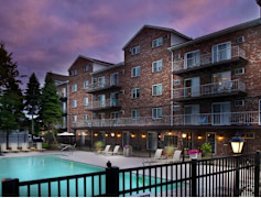 Northgate Apartments 237 Lantern Rd Revere Ma Apartments For Rent Rent Com