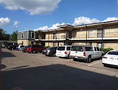 La Hacienda Apartments 4761 East Lancater Avenue Fort Worth Tx Apartments For Rent Rent Com