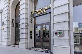 Los Angeles Ca Studio Apartments For Rent 708 Apartments Rent Com