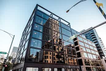 Pet Friendly Apartments In Gold Coast Chicago Il Rent Com