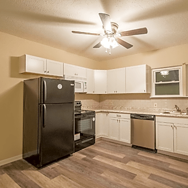 37914 2nd St 37914 2nd St Willoughby Oh Apartments For Rent Rent Com