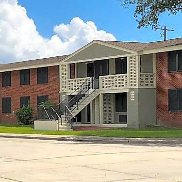 Herbert Kayton Homes 600 623 Brewer St Savannah Ga Apartments