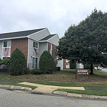 Bayberry 153 Oakdale St New Bedford Ma Apartments For Rent