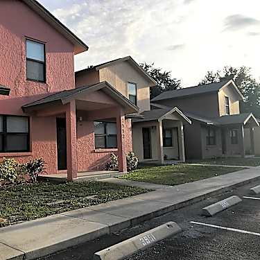 Victory Park Apartments 3980 King Place Vero Beach Fl Apartments For Rent Rent Com