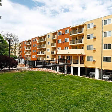 Advenir At Stapleton 8008 Montview Blvd Denver Co Apartments