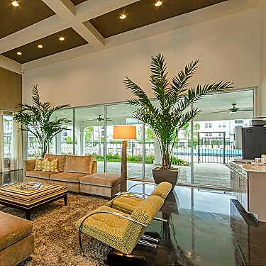 The Towers Woodland 366 Fm 14 Conroe Tx Apartments For Rent Rent Com