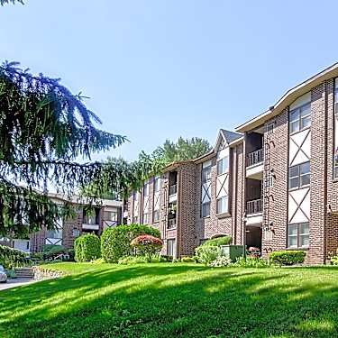 Oxford Heights 6211 Johnston Rd Albany Ny Apartments For Rent Rent Com