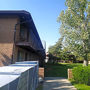 Menlo Manor 2890 Menlo Dr Carson City Nv Apartments For Rent