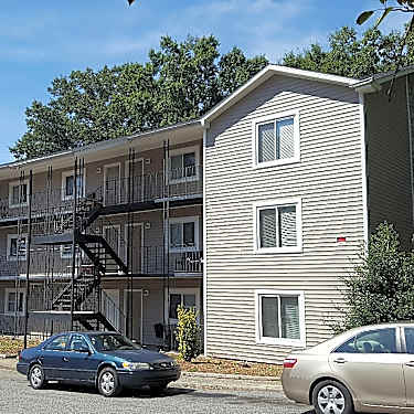 Bay Creek Apartments 1309 Hudson Ave Durham Nc Apartments For Rent Rent Com