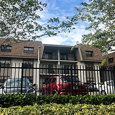 The Palms Sherwood Apartments Only Rent To Baptist Health