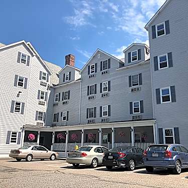 Adams Street Apartments 94 Adams St Waltham Ma Apartments For