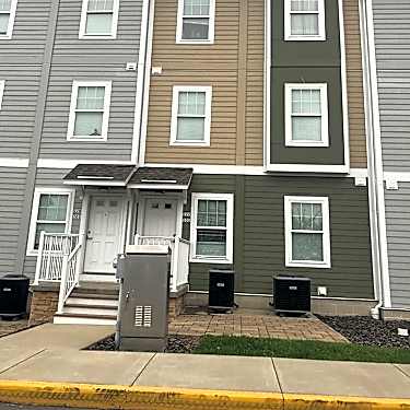 Whetco Enterprises 263 Grant Ave Morgantown Wv Apartments For Rent Rent Com